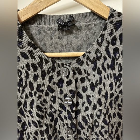 Grey Leopard Print Cardigan Small - Picture 3 of 4